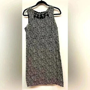 Jones New York Sleeveless Professional/Office Dress - Black and Cream Pattern